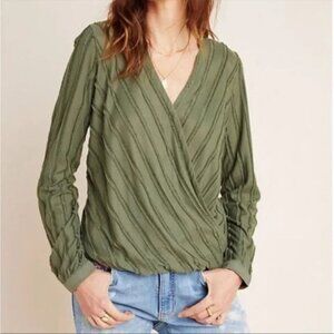 Maeve by Anthropologie Green Audre Long Sleeve Faux Wrap Top‎ Medium Textured